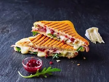 Ibis Messe Szálloda 2*