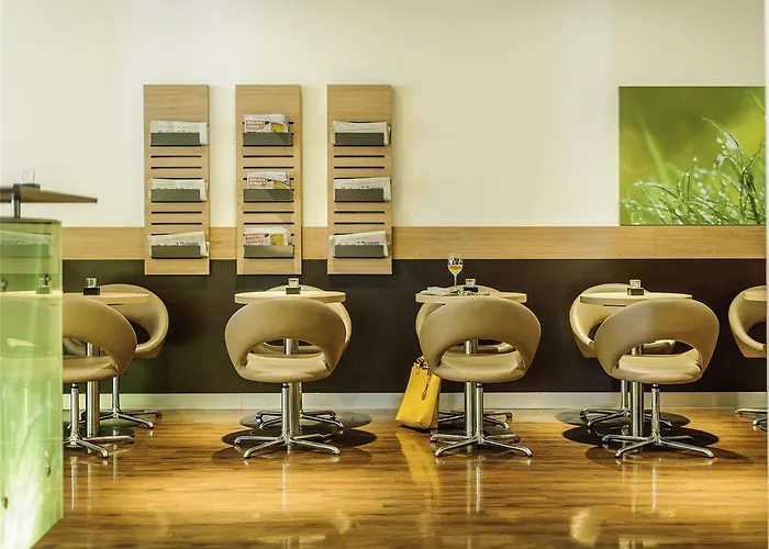 이비스 메세 호텔 2*