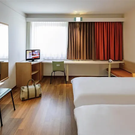 Otel Ibis Messe
