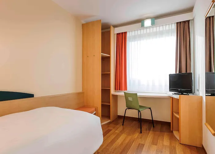 Ibis Messe
